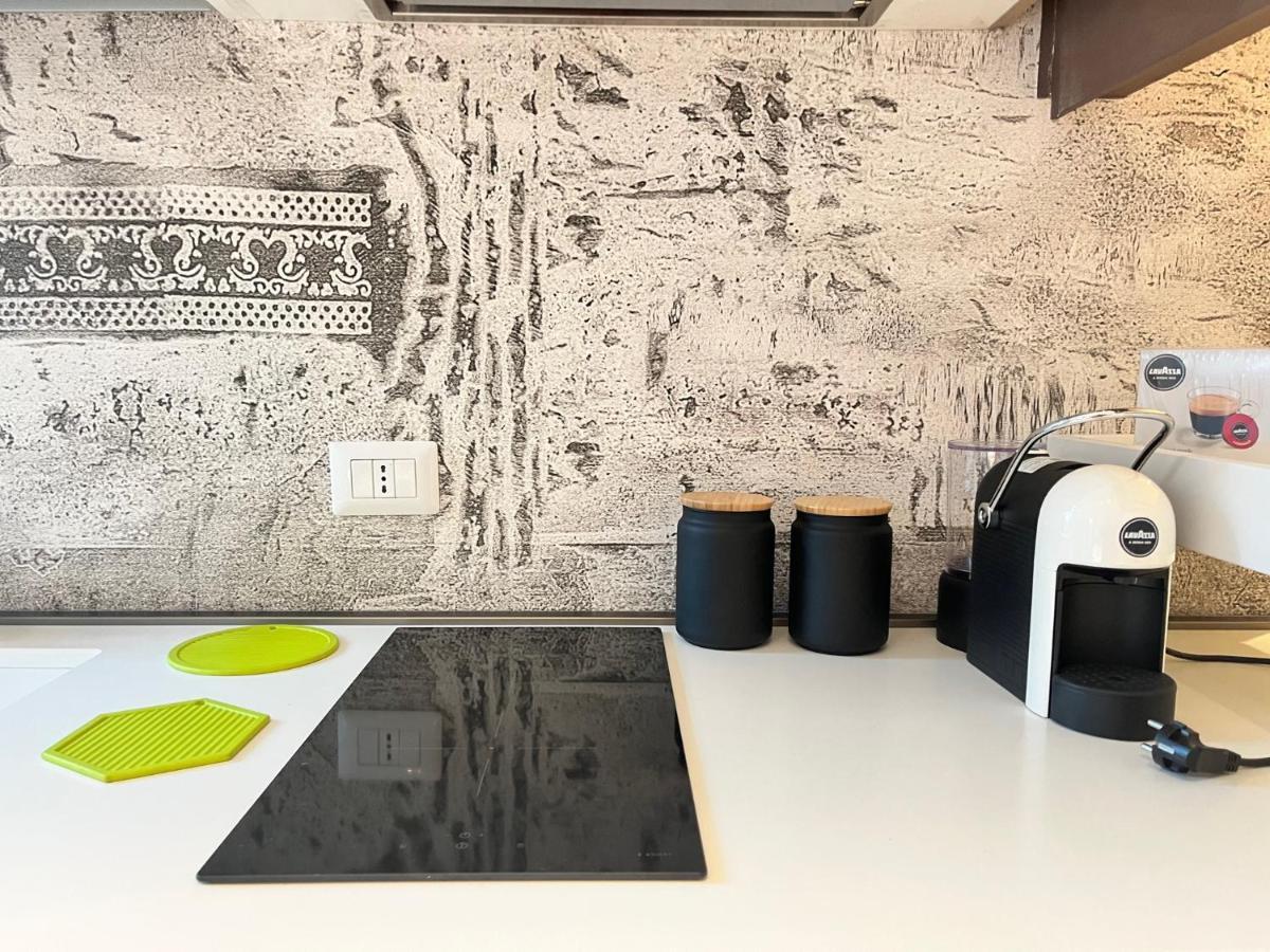 Egregia Dimora Apartment Катания Екстериор снимка